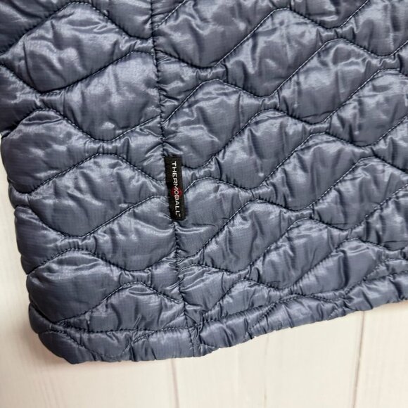 The North Face Women’s ThermoBall Hoody Grisaille Gray Medium - Picture 2 of 15